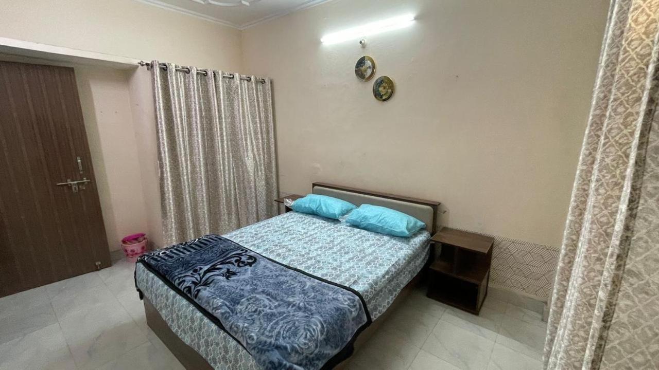 Siddheshwar Nilayam Home Stay Варанаси Экстерьер фото