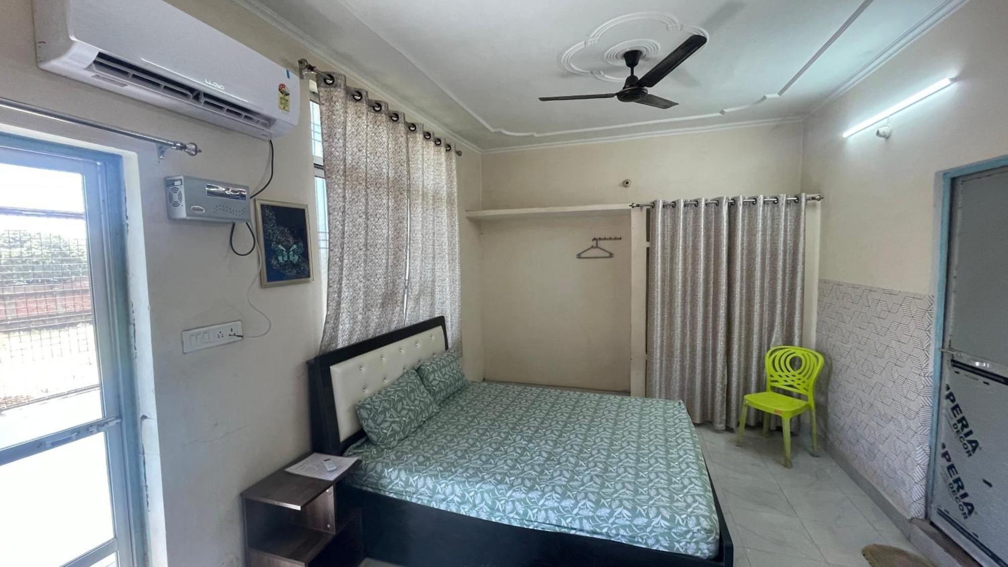 Siddheshwar Nilayam Home Stay Варанаси Экстерьер фото